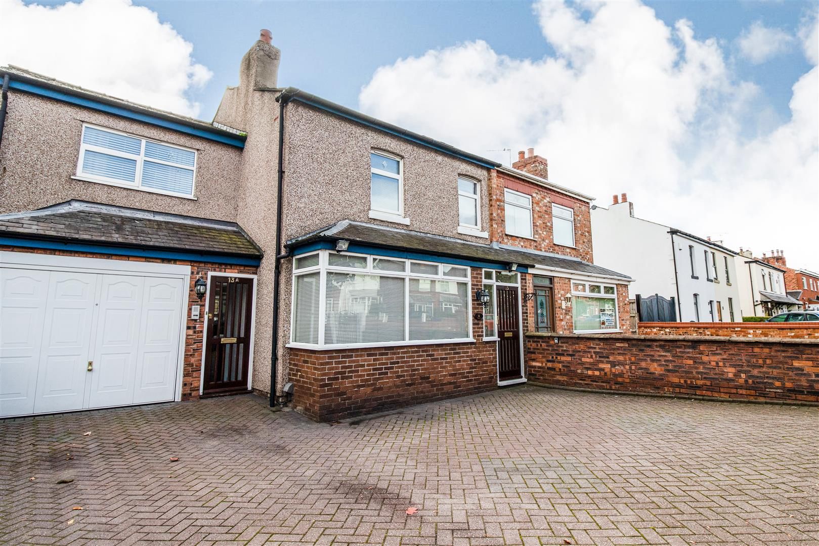 5 bed semidetached house for sale in Guildford Road, Birkdale