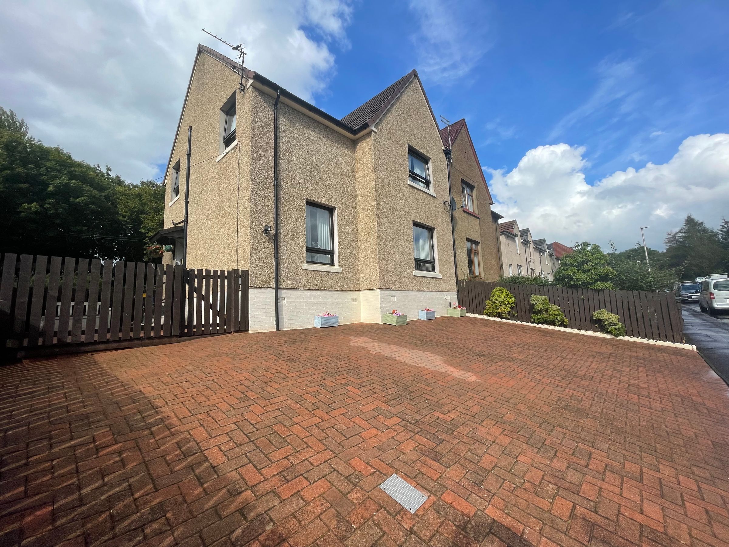 4 bed semidetached house for sale in Balbardie Avenue, Bathgate EH48