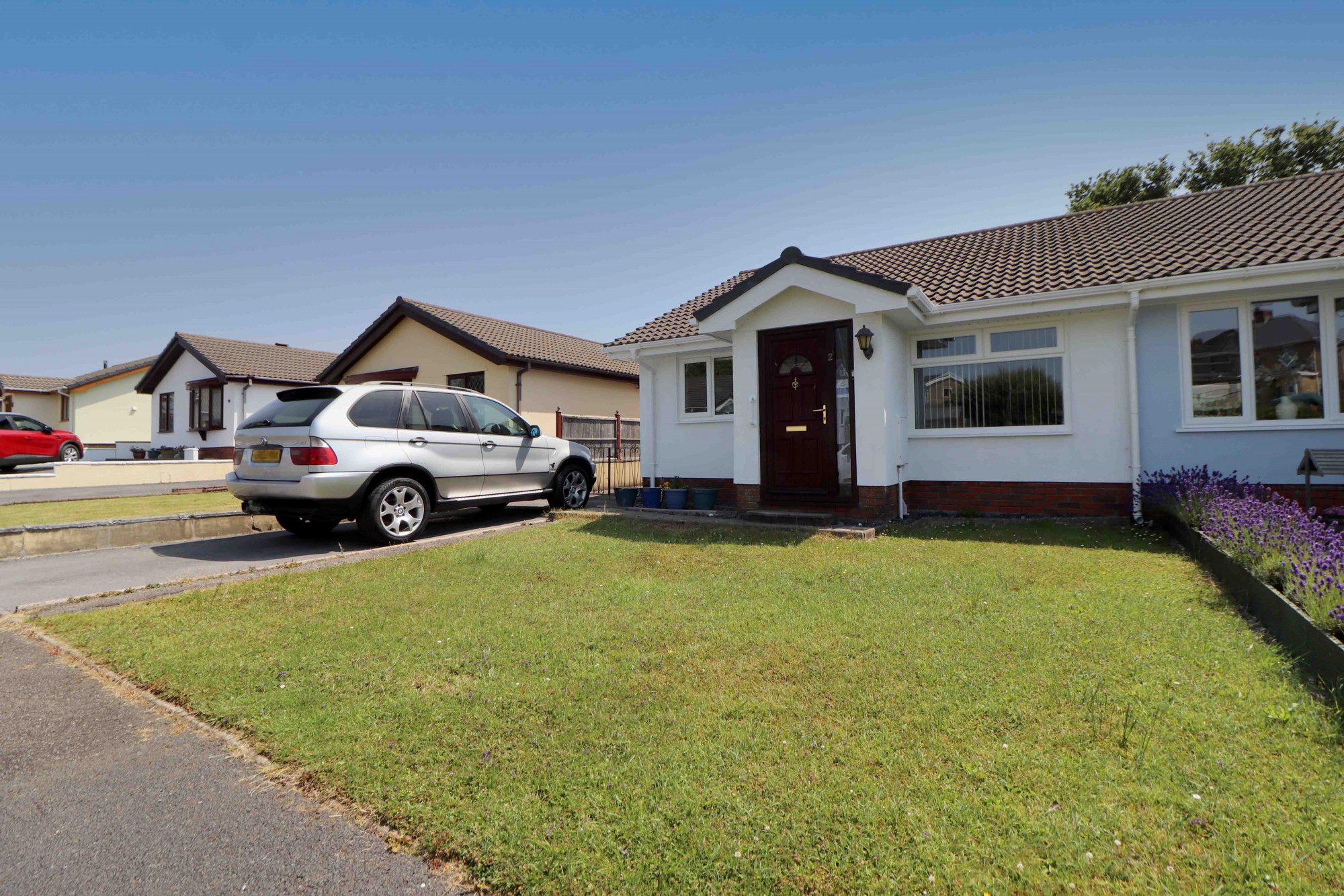 2 bed bungalow for sale in Brynglas, Llanelli SA14 Zoopla