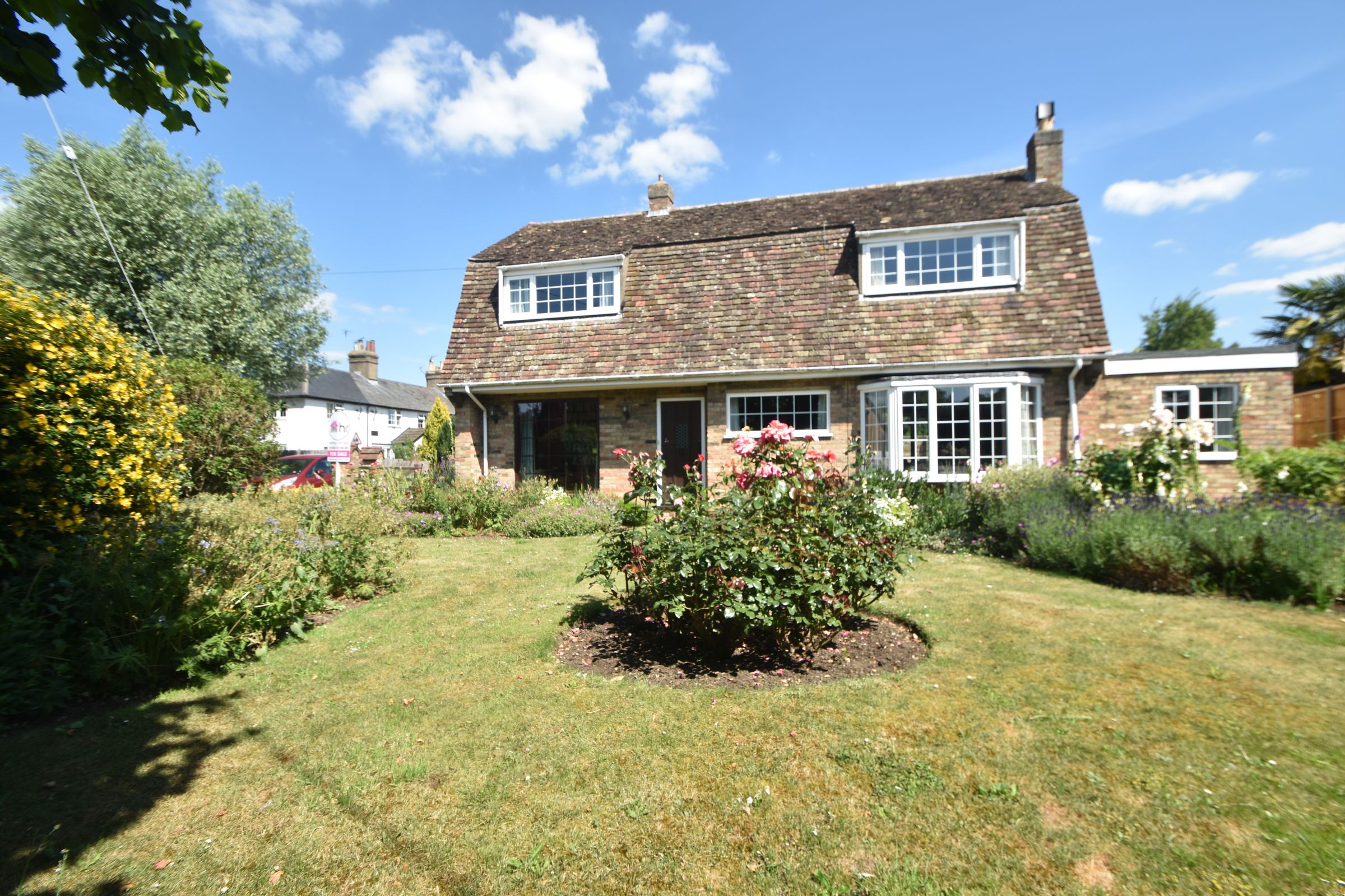 4 bed detached house for sale in Honey Hill, Fenstanton, Huntingdon