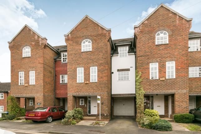 The Fairfield, Farnham, Surrey GU9  