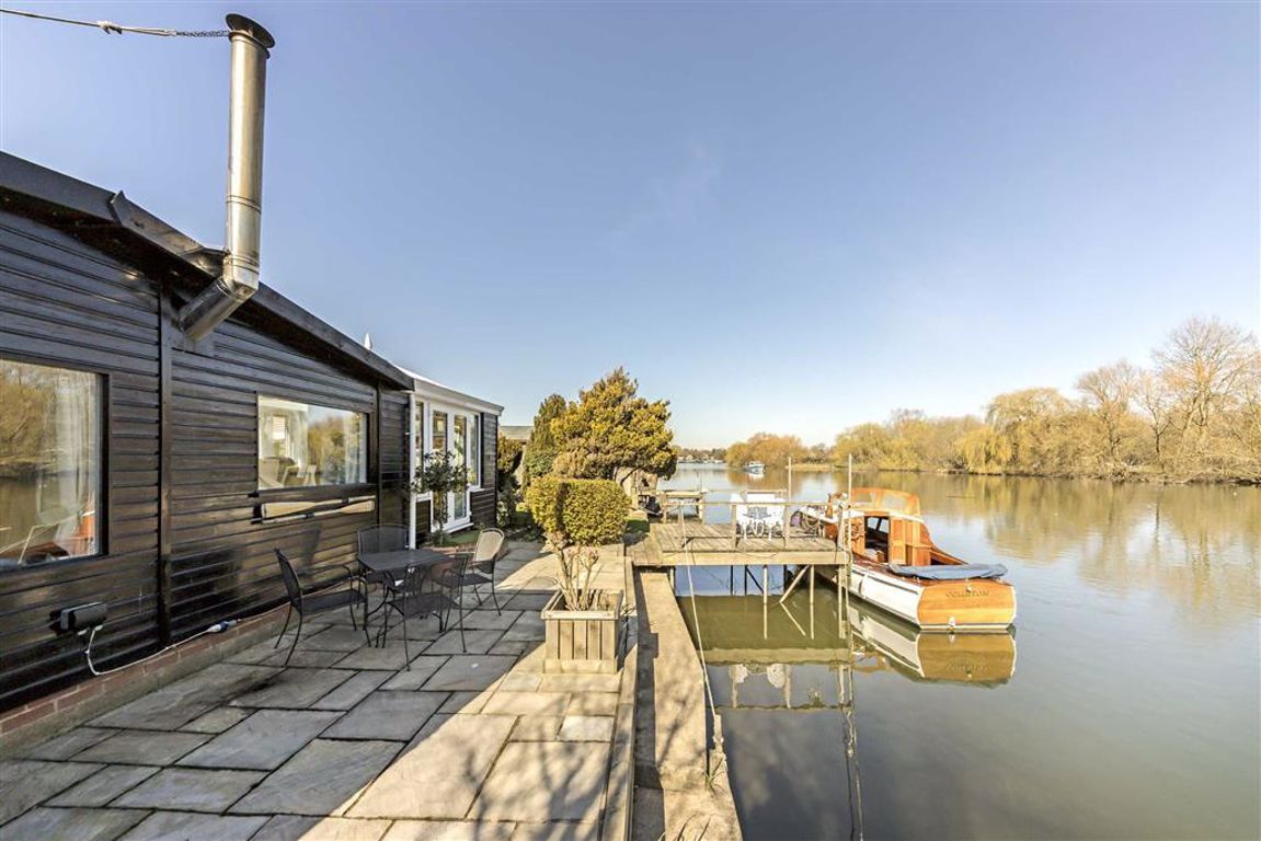 Riverside, Laleham Reach, Chertsey KT16  