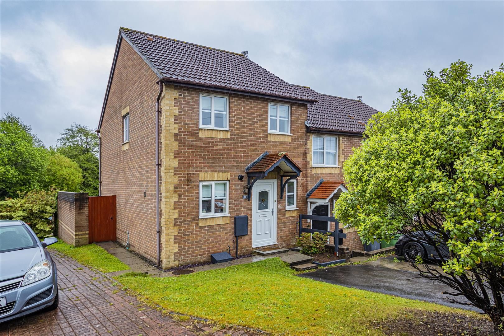 2 bed end terrace house for sale in Skibereen Close, Pontprennau