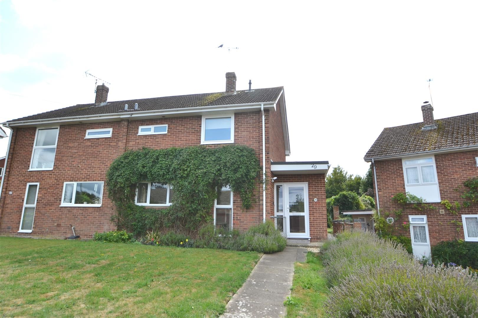 3 bed semidetached house to rent in Anglesey Close, Andover SP10 Zoopla