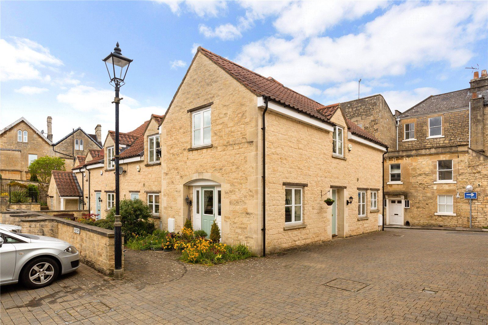 Devonshire Mews, Devonshire Buildings, Bath BA2  