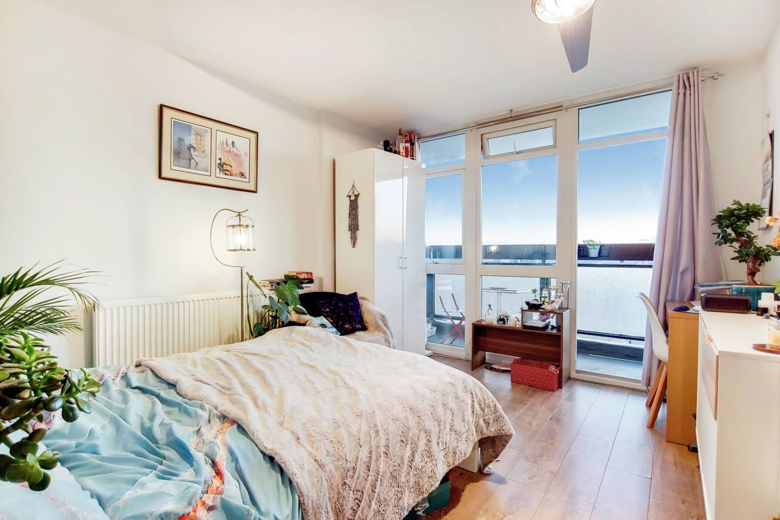 Dickens Estate Bermondsey London SE16  