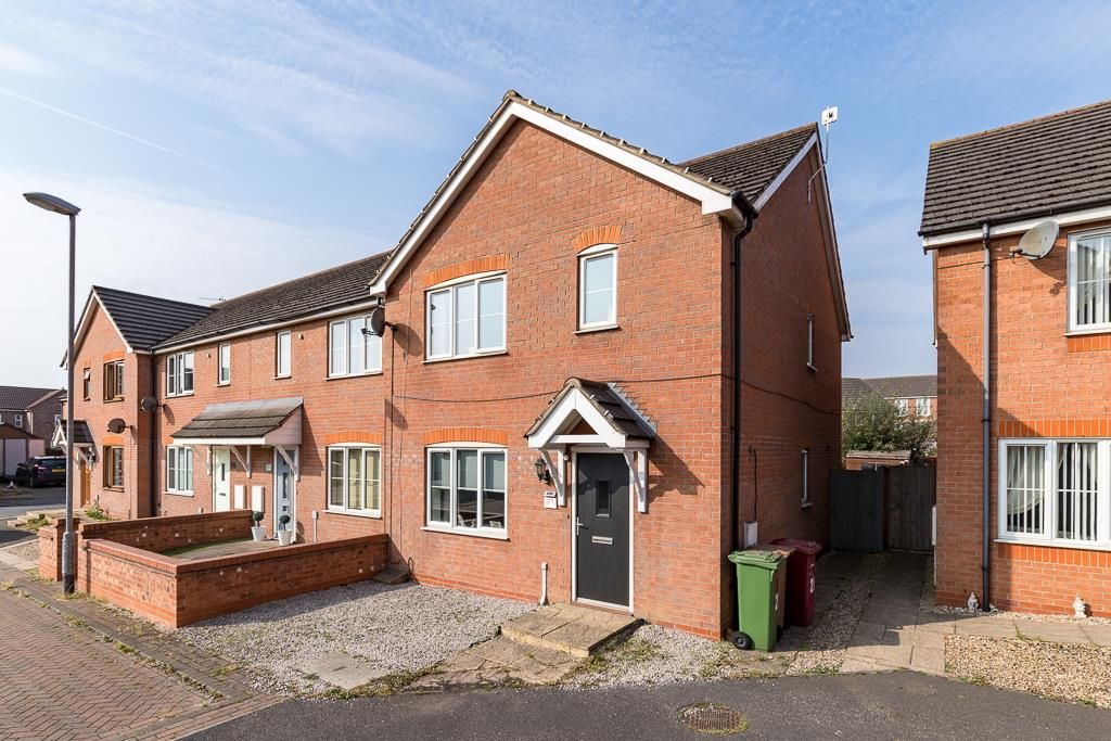 3 bed end terrace house for sale in Pochard Drive, Scunthorpe DN16 Zoopla