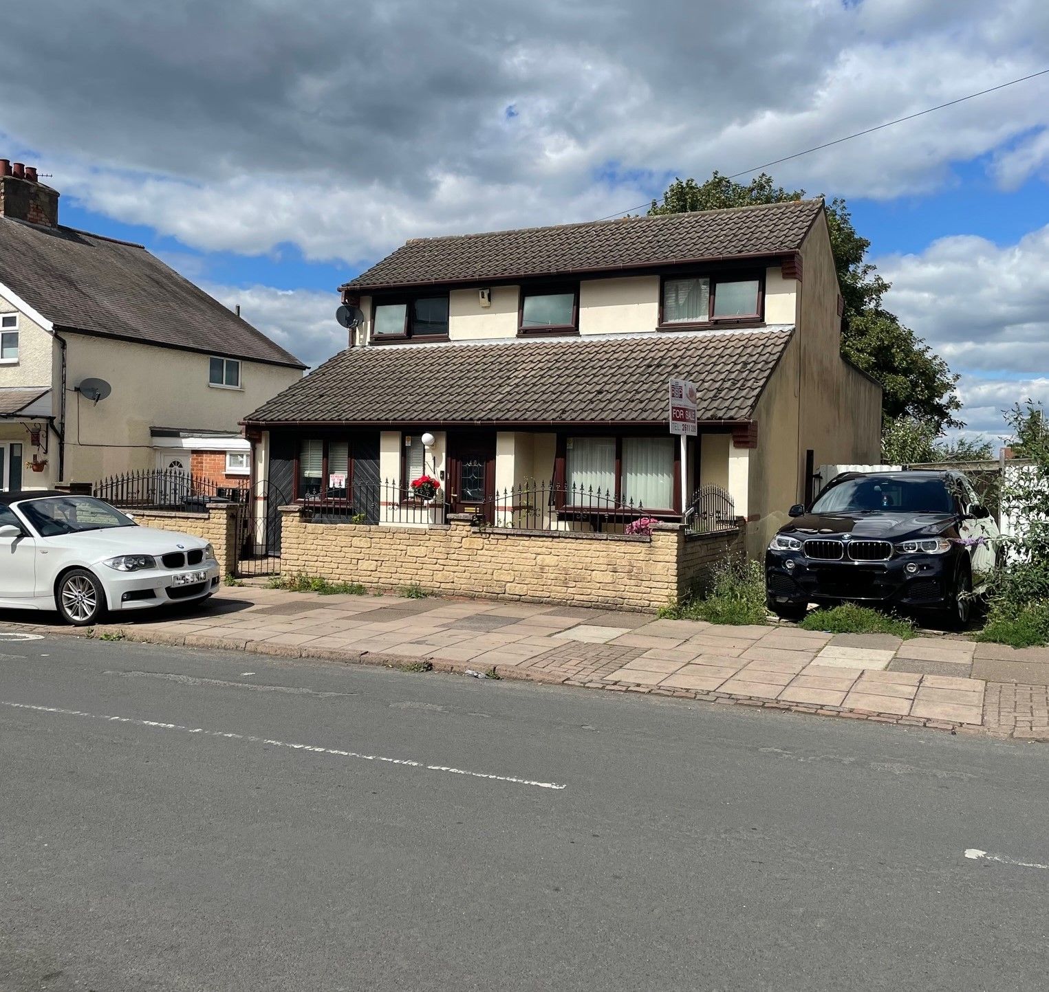 3 bed detached house for sale in Fairfax Road, Leicester LE4 Zoopla