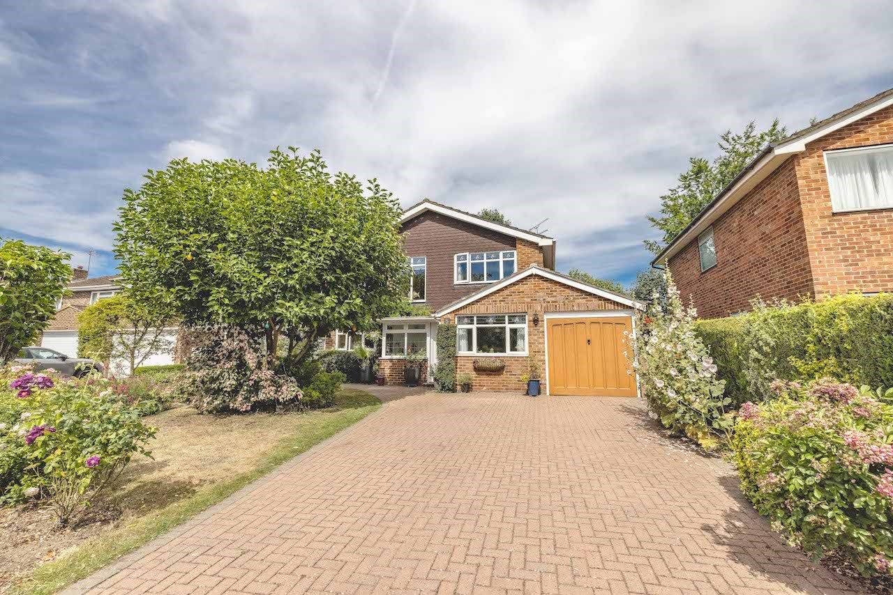 4 bed detached house for sale in Seymour Close, Maidenhead SL6 Zoopla