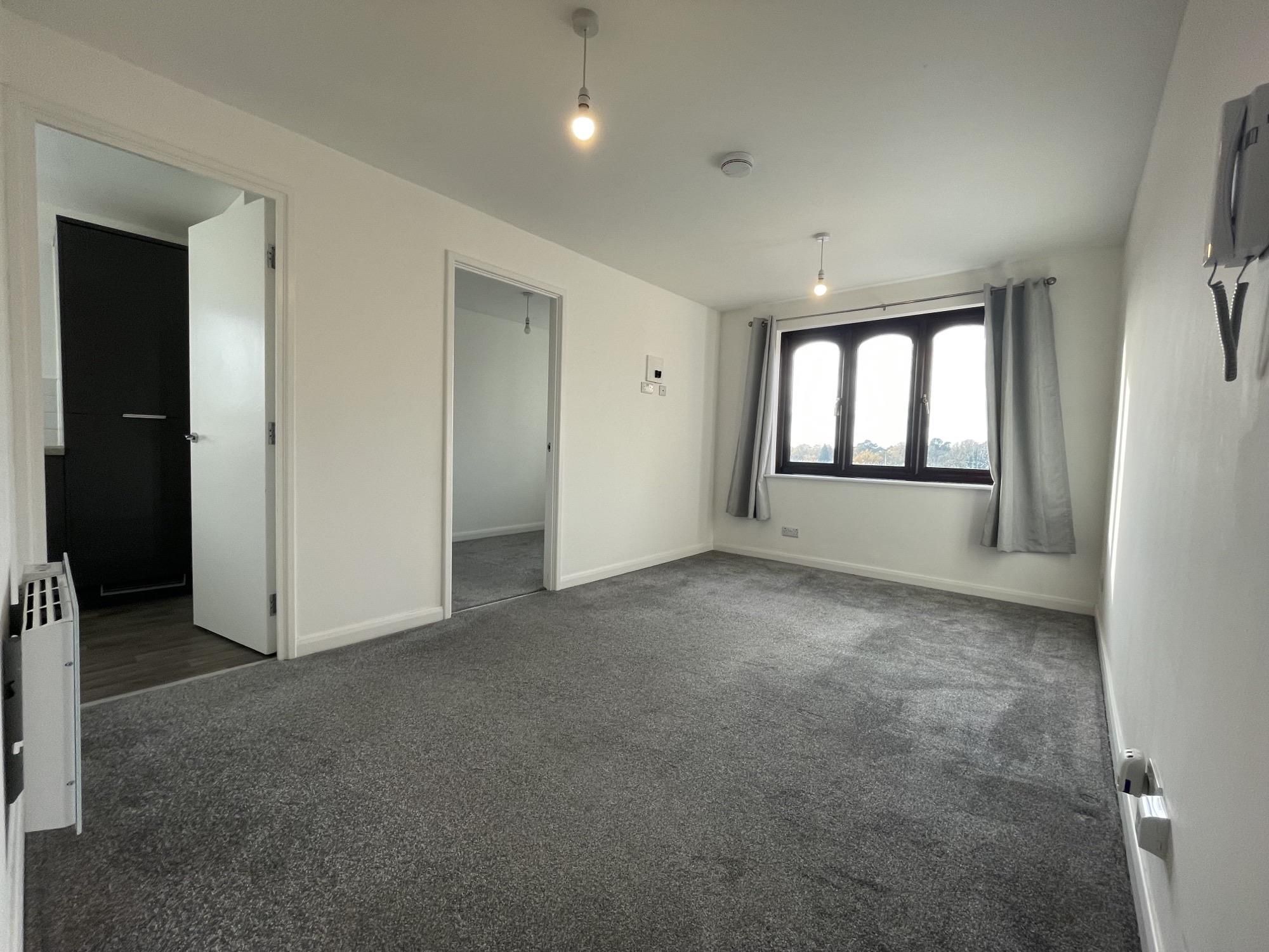 1 bed flat to rent in Church Road, Haywards Heath RH16 Zoopla