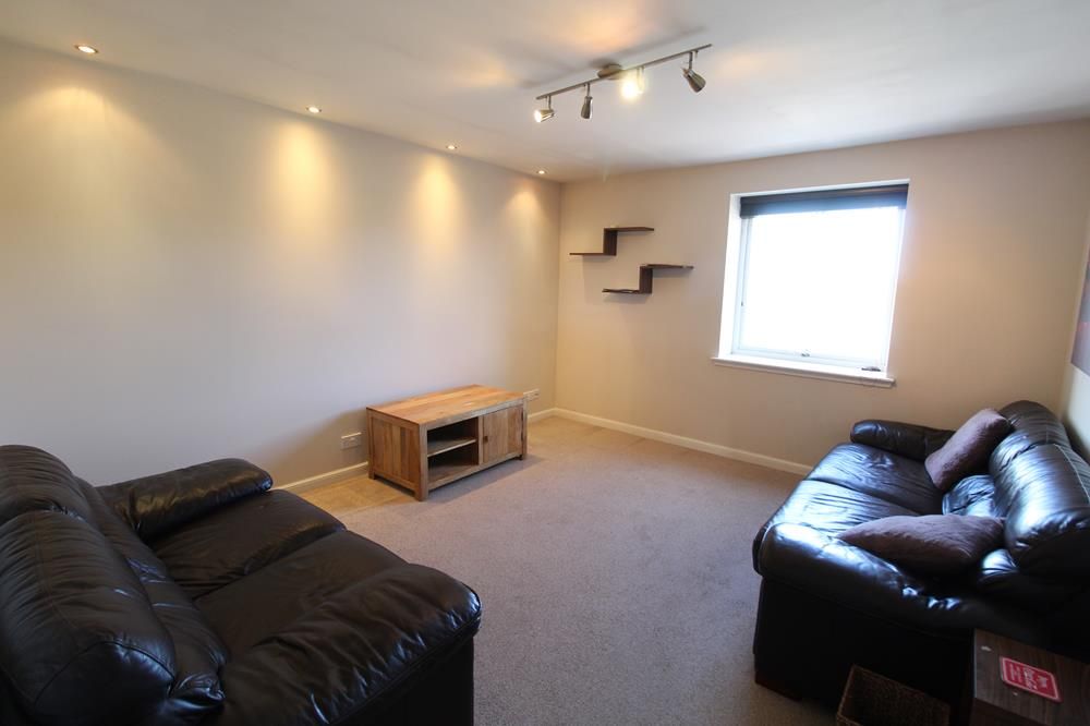 2 bed flat to rent in Fonthill Avenue, Top Floor AB11 Zoopla