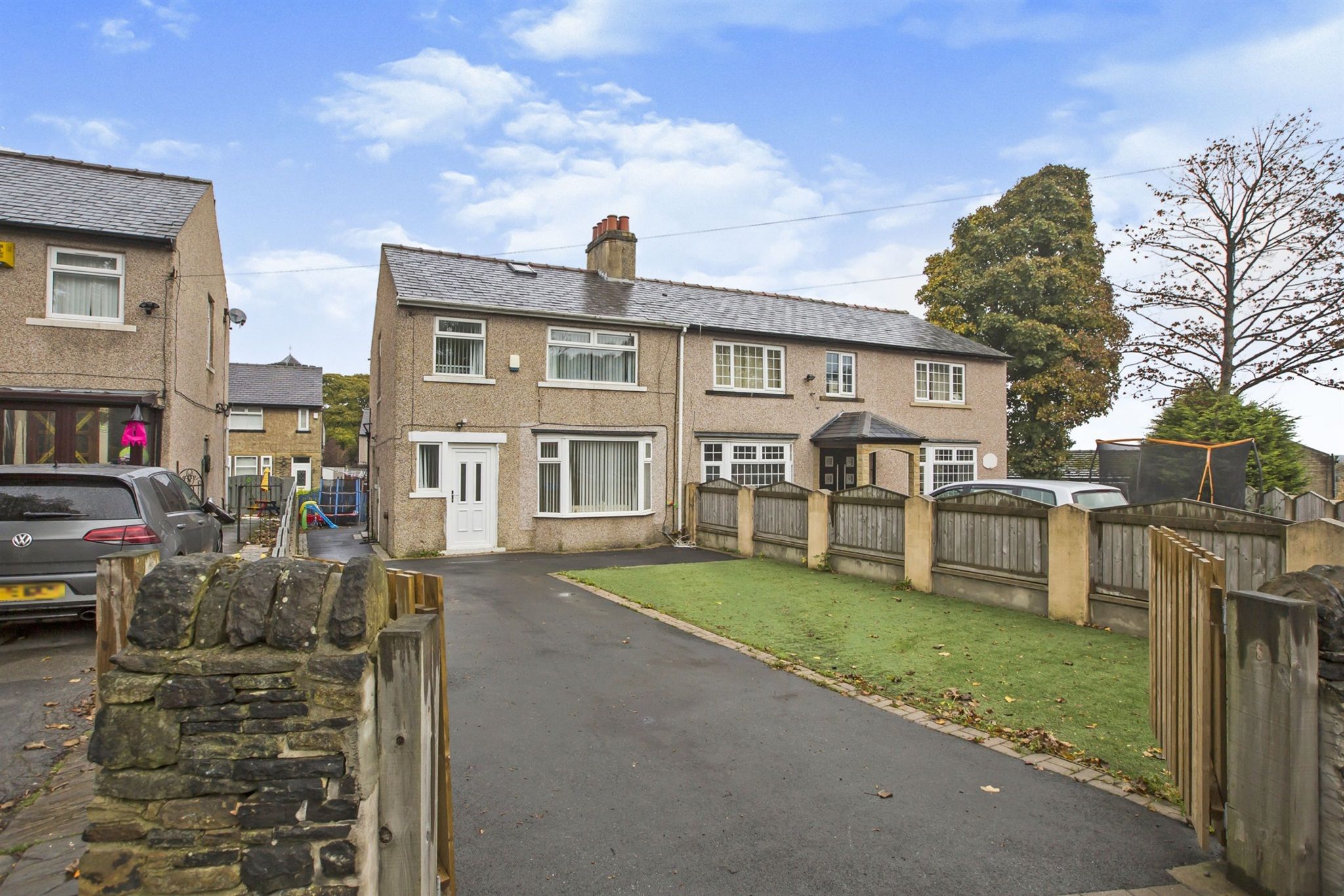 3 bed semidetached house for sale in Pellon New Road, Pellon, Halifax