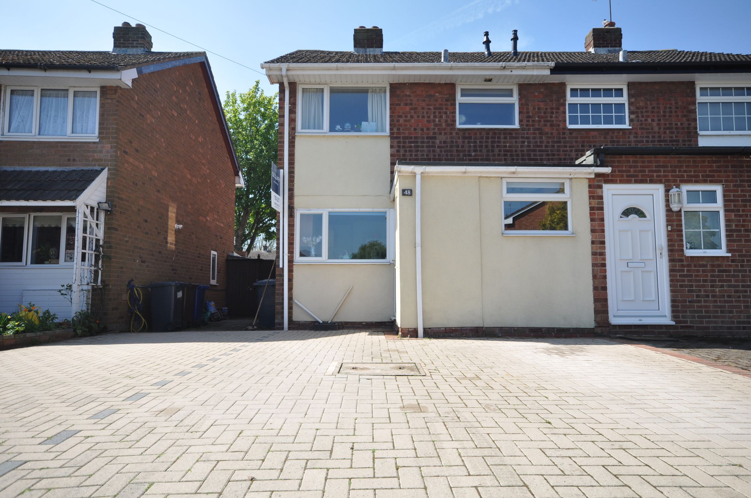 3 bed semidetached house to rent in Oak Road, Barton Under Needwood