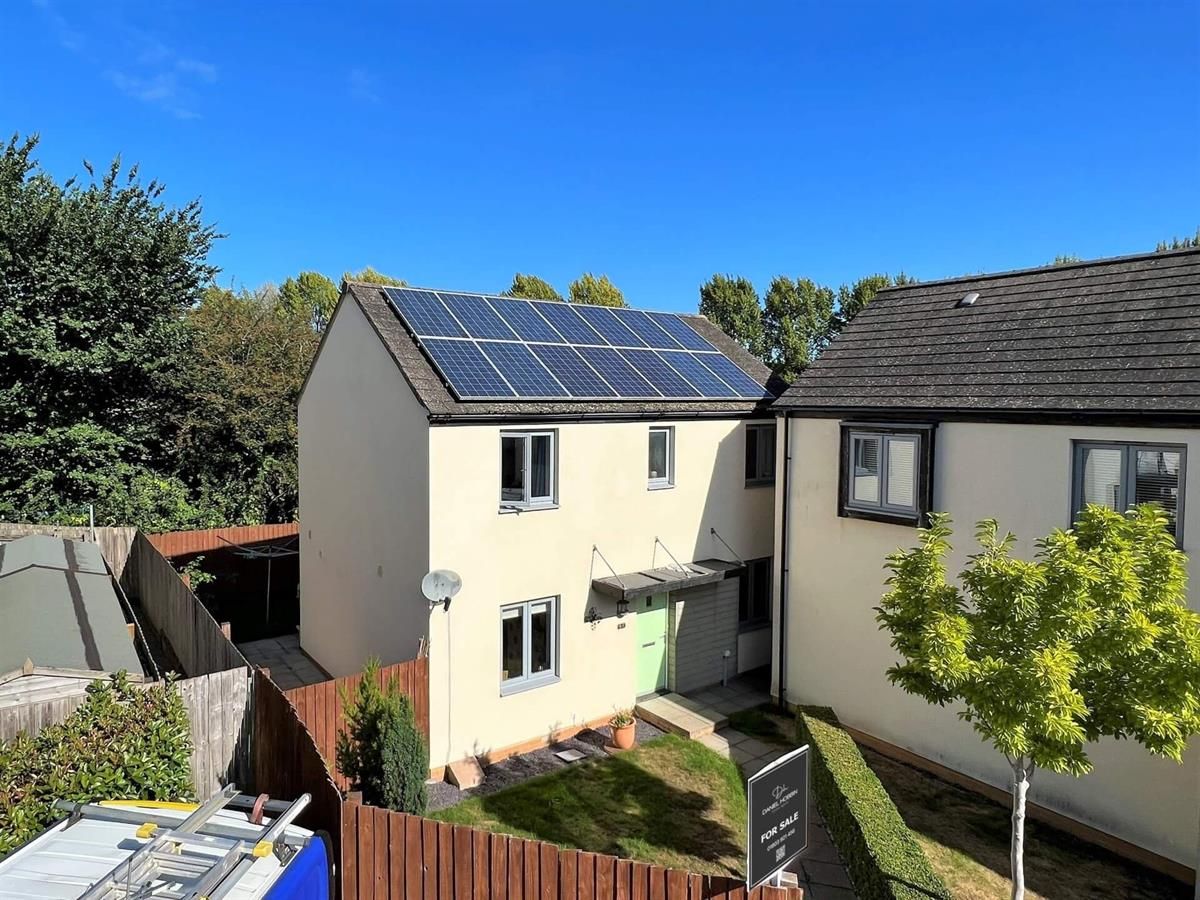 3 bed detached house for sale in Orleigh Cross, Newton Abbot TQ12 Zoopla