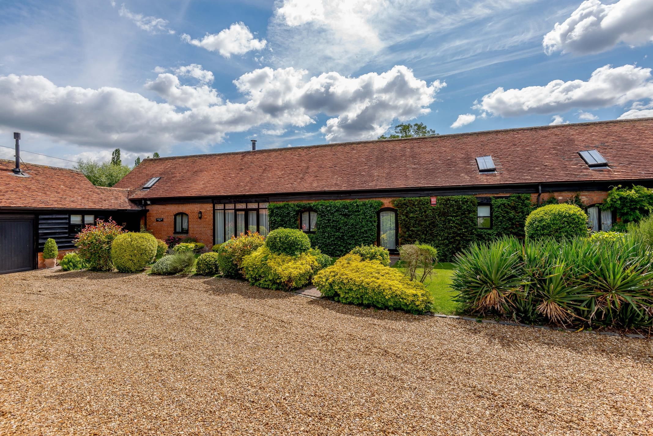 Ilmer, Princes Risborough, Buckinghamshire HP27  