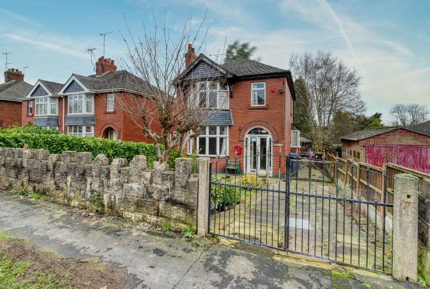 3 bed detached house for sale in 17 Greenfield Crescent, Cheadle, Stoke