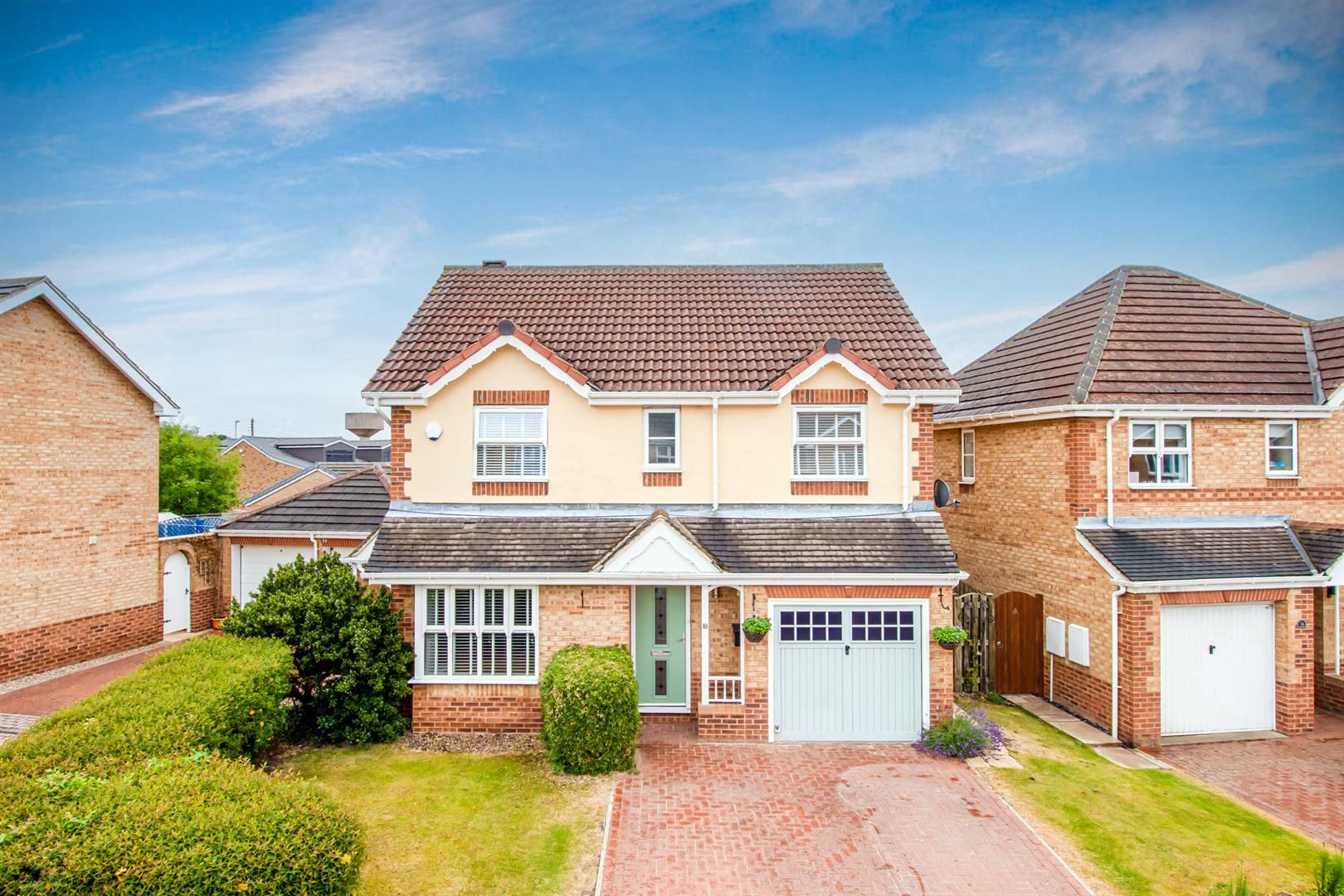 4 bed detached house for sale in Redhill Walk, Castleford WF10 Zoopla