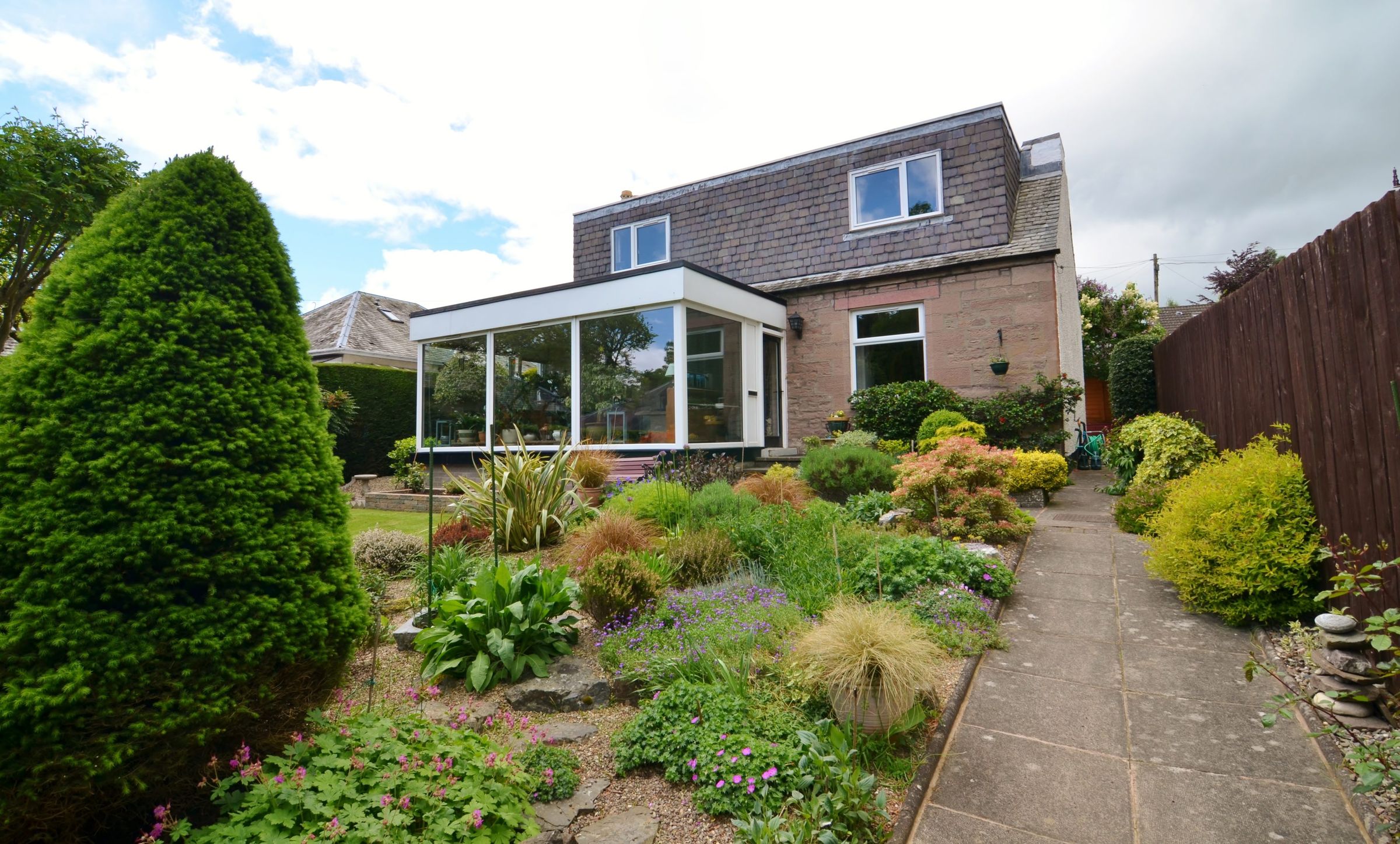 2 bed detached house for sale in Yew Tree Cottage, 104 Perth Road