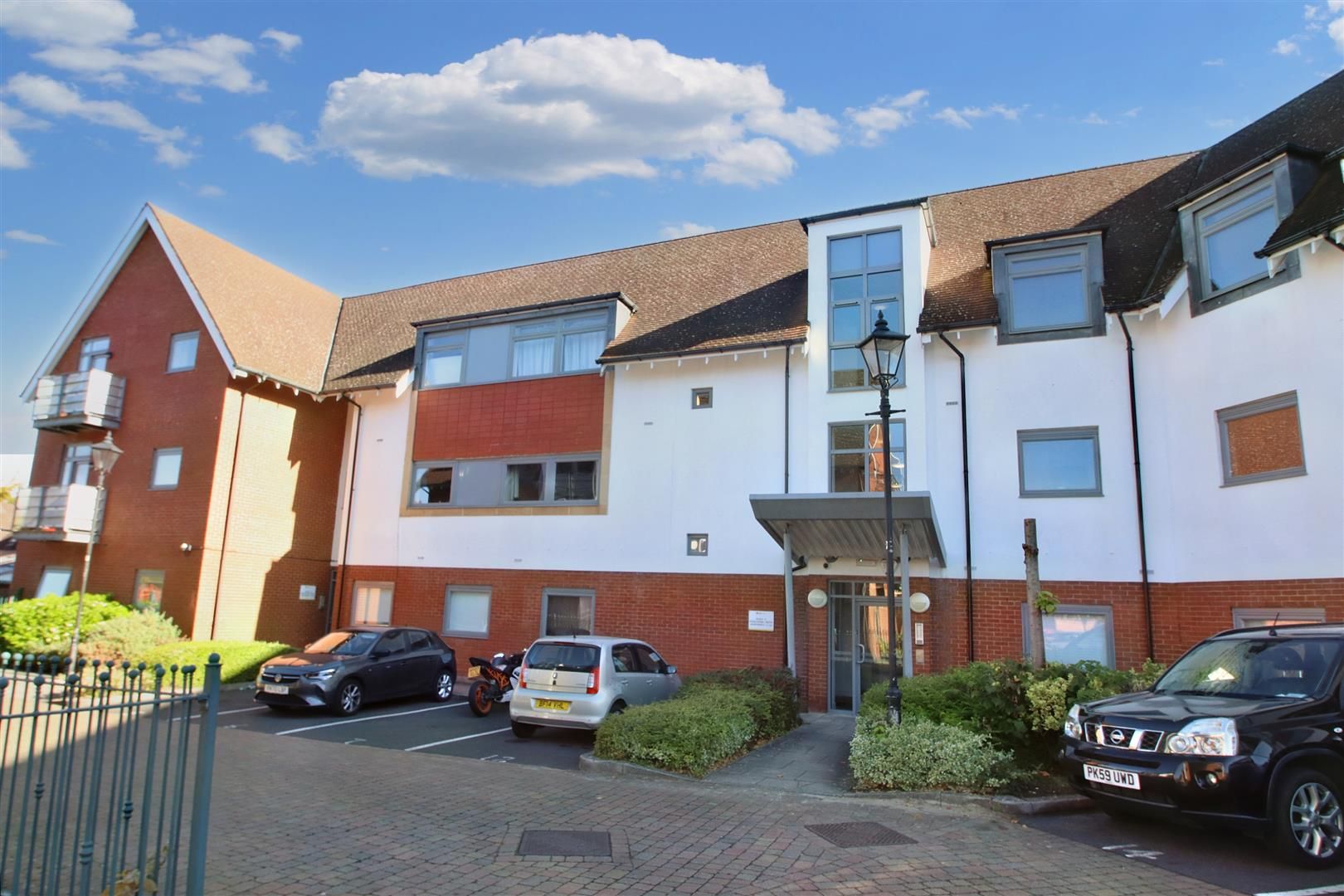 1 bed flat for sale in Middlepark Drive, Northfield, Birmingham B31