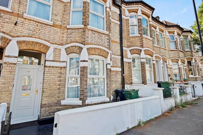 4 bed terraced house for sale in Perran Road, London SW2 Zoopla