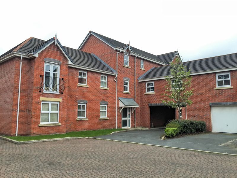 2 bed flat for sale in Bridgewater Close, Frodsham, Cheshire WA6 Zoopla