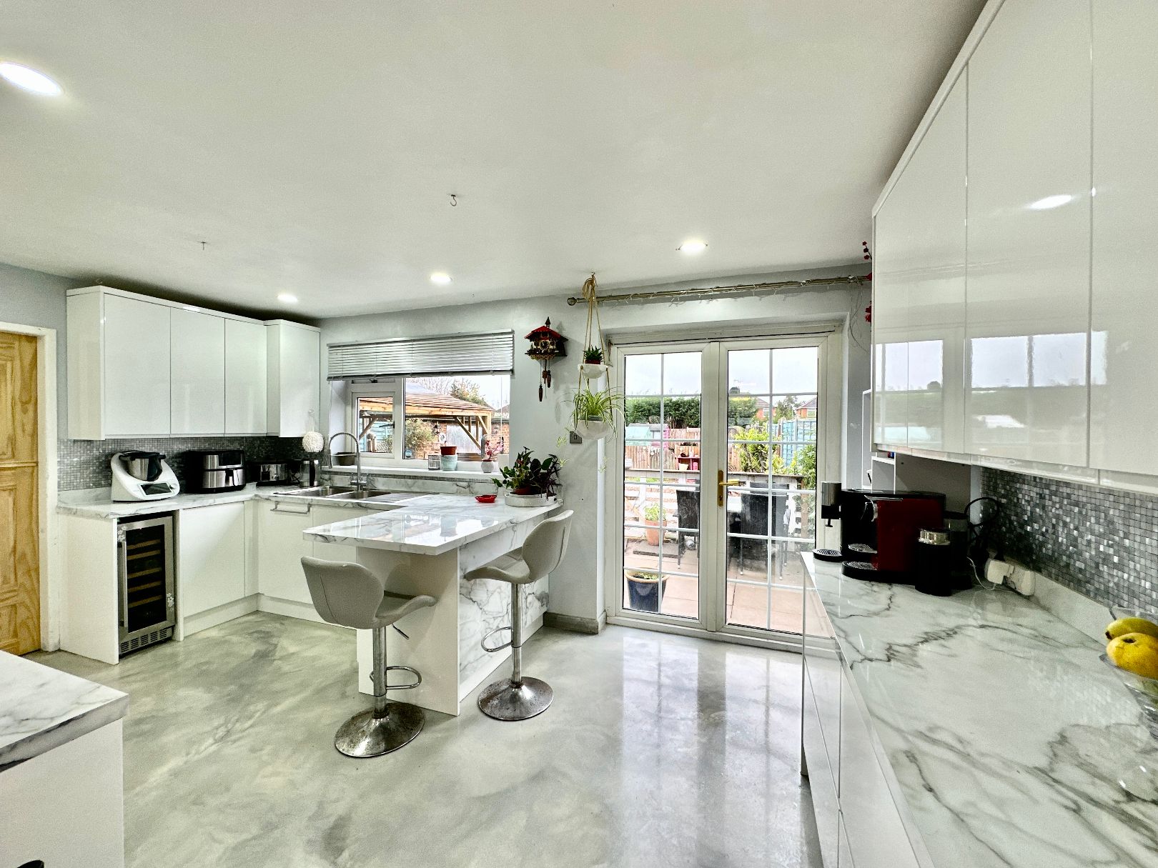 4 bed semidetached house for sale in Park Drive, Leicester Forest East, Leicester LE3 Zoopla