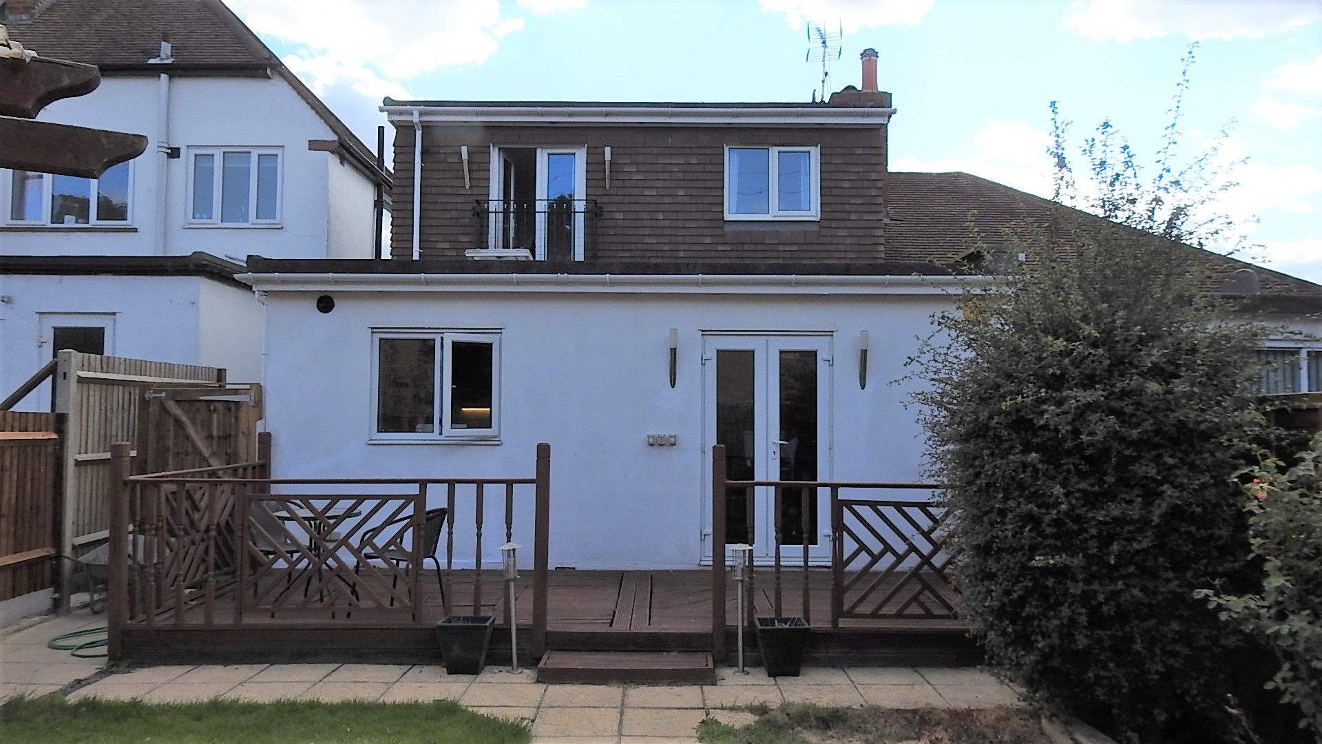 4 bed semidetached bungalow for sale in Road, Worcester Park