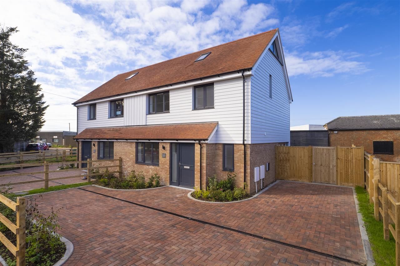 New home, 3 bed semidetached house for sale in Bramley House, Goose