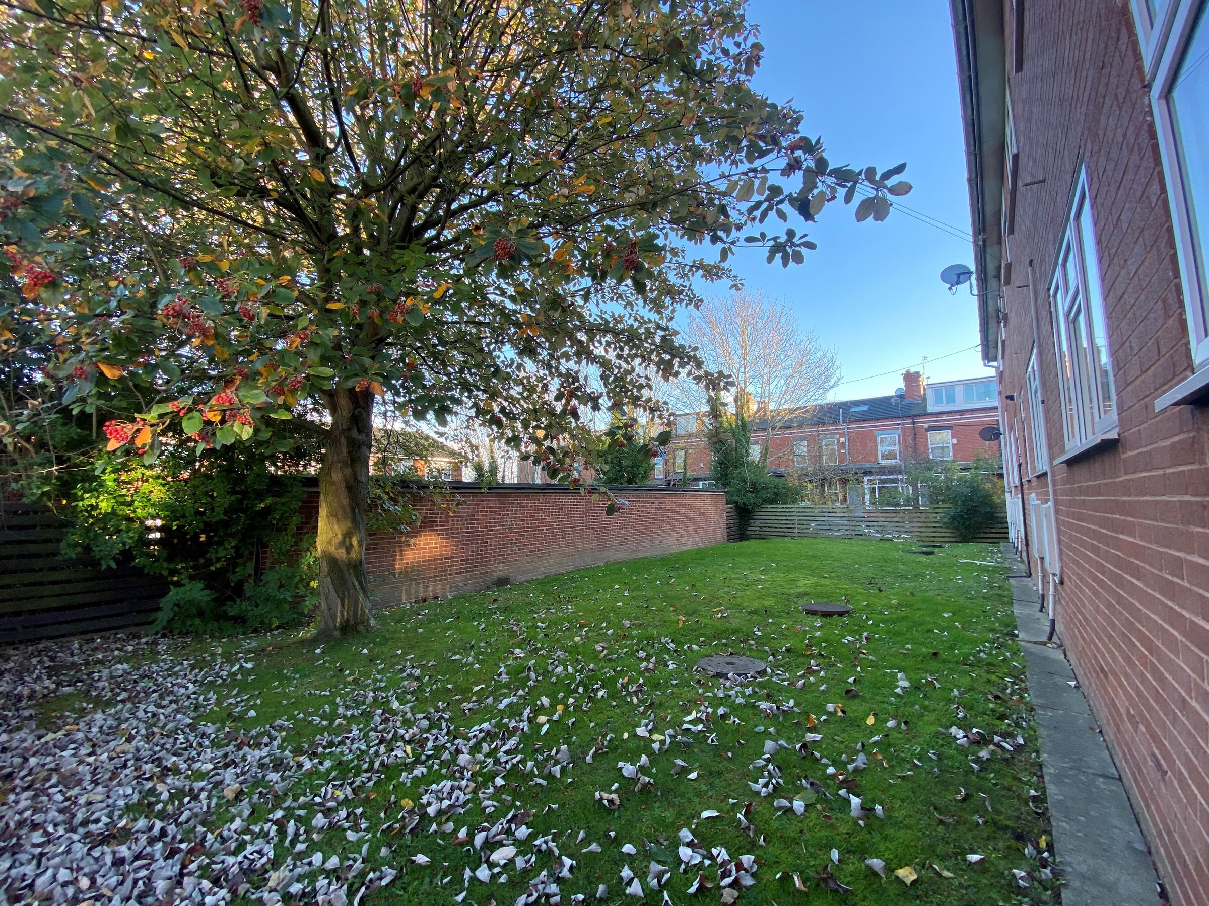 2 bed flat to rent in Stanmore Place, Burley, Leeds LS4 Zoopla