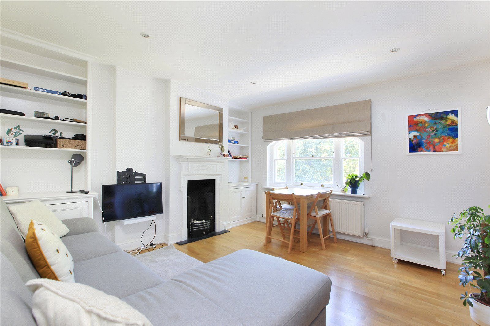 2 bed flat for sale in Clapham Common South Side, Clapham, London SW4
