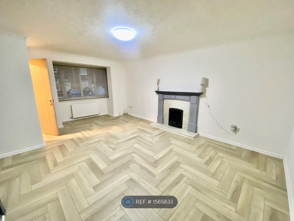 3 bed semidetached house to rent in Gorton Street, Heywood OL10 Zoopla