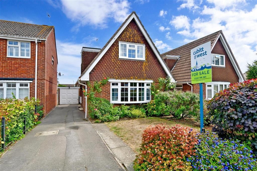 2 bed detached house for sale in Sandringham Road, Chichester, West