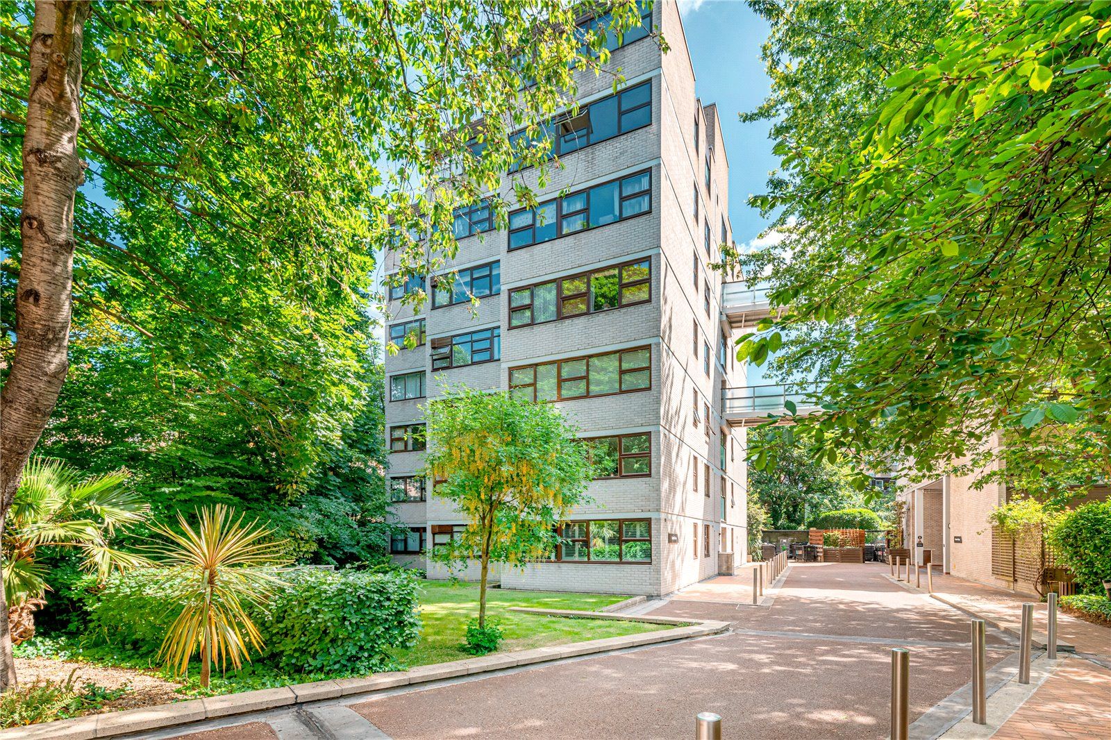 Studio for sale in North Rise, St. Fields W2 Zoopla
