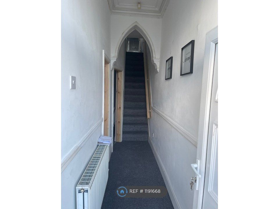 4 bed terraced house to rent in Belvedere Road, Burnley BB10 Zoopla