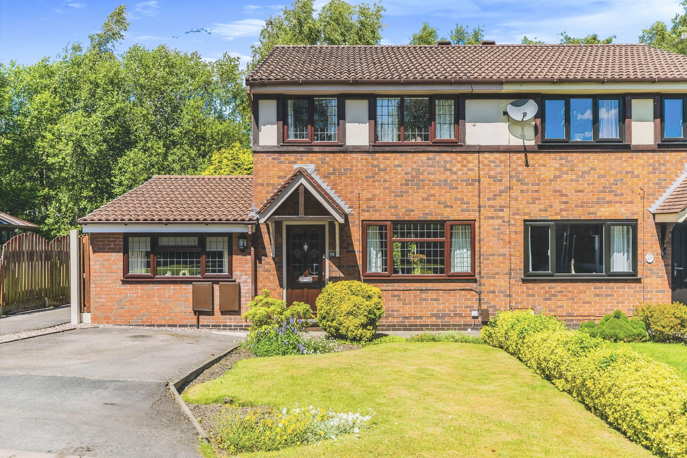 3 bed semidetached house for sale in Churchfields, Audenshaw