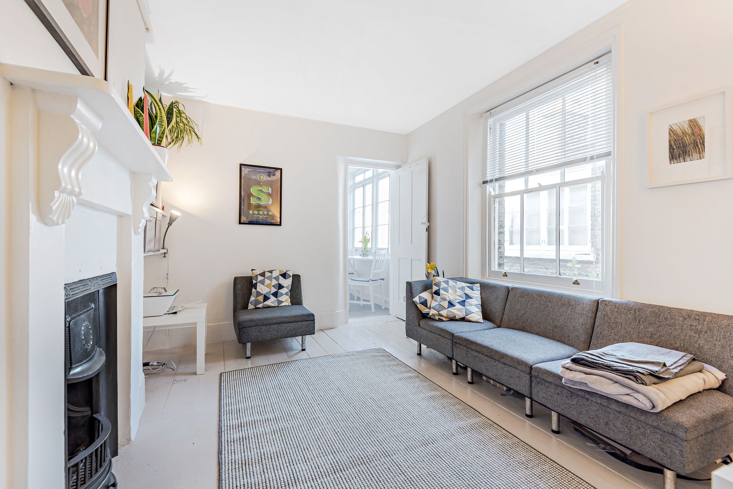 Penton Place, Pullens Buildings SE17