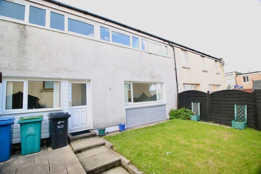 3 bed terraced house to rent in Craigieburn Road, Cumbernauld, North