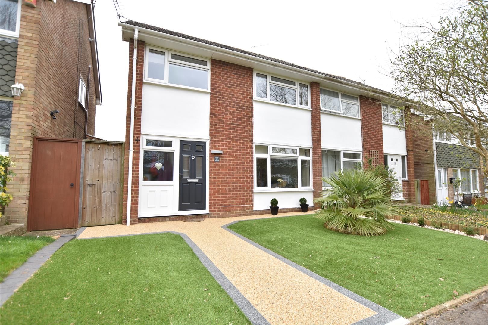 3 bed semidetached house for sale in Barn Close, Reading RG30 Zoopla