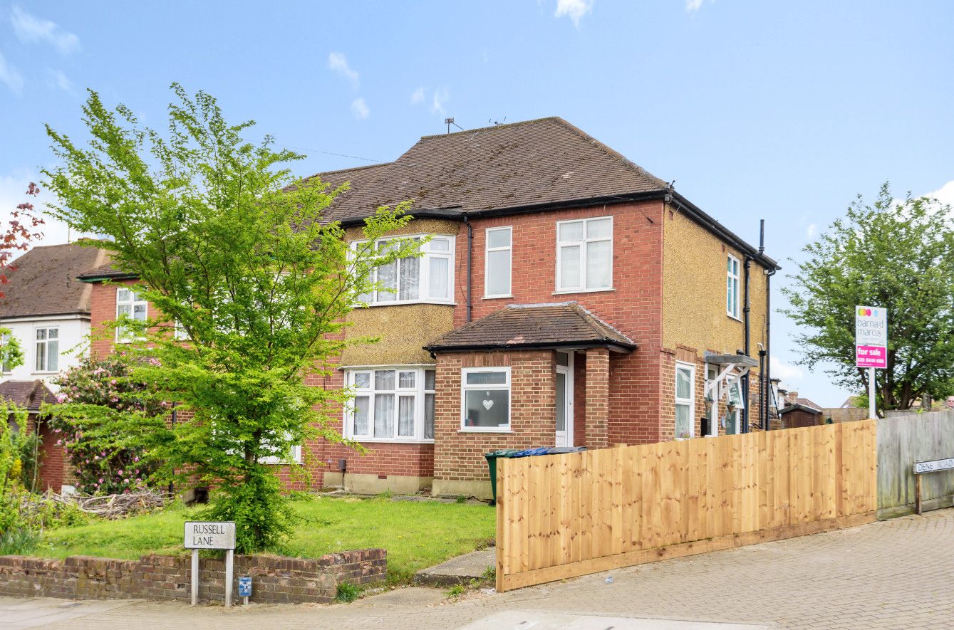 2 bed for sale in Russell Lane, London N20 Zoopla