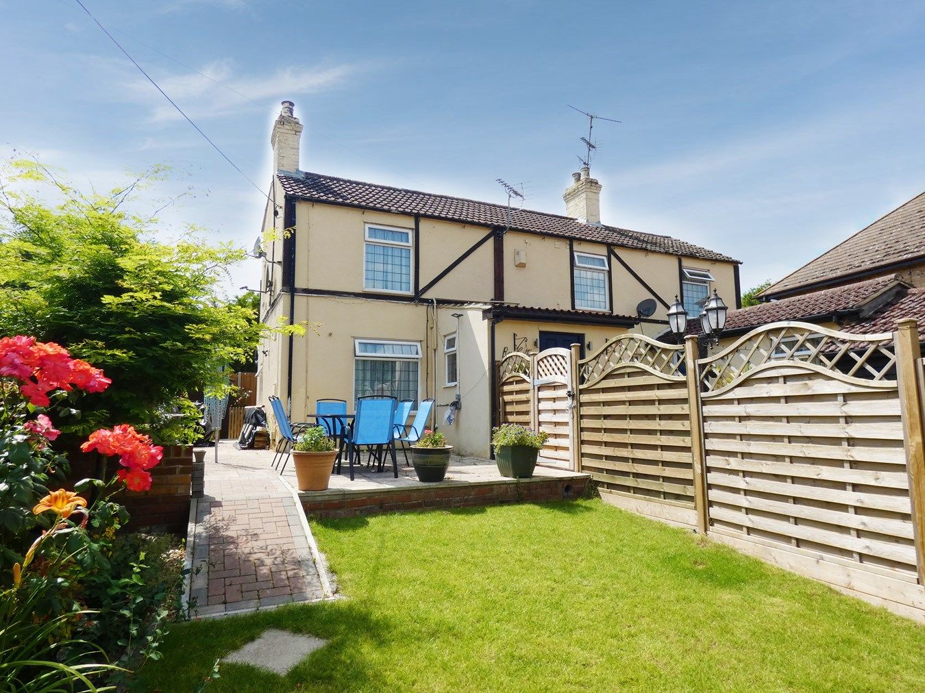 6 bed detached house for sale in Rushden Road, Wymington, Rushden NN10