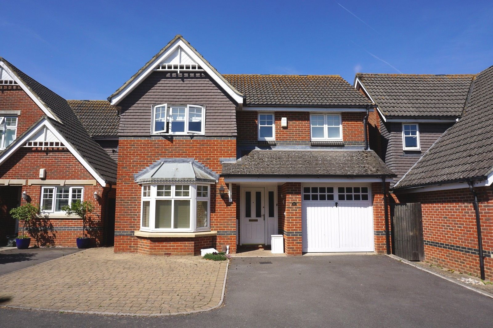 4 bed detached house for sale in Woodall Close, Chessington, Surrey
