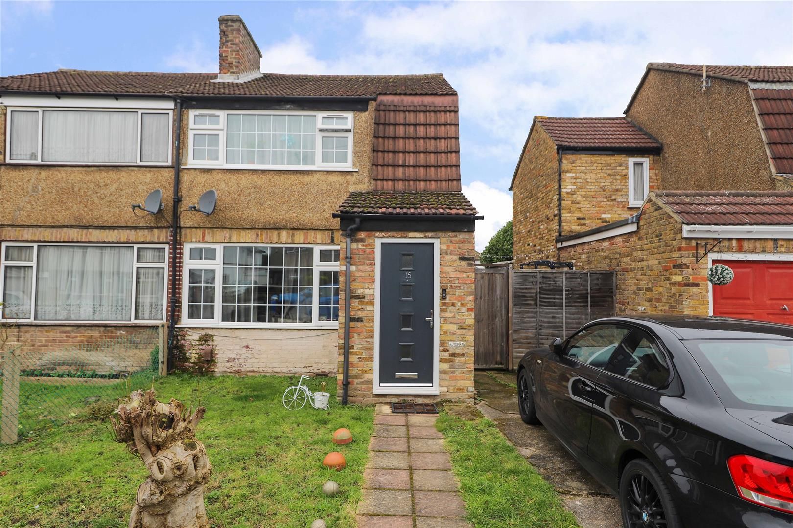 3 bed semidetached house for sale in Cherry Grove, Hillingdon UB8 Zoopla