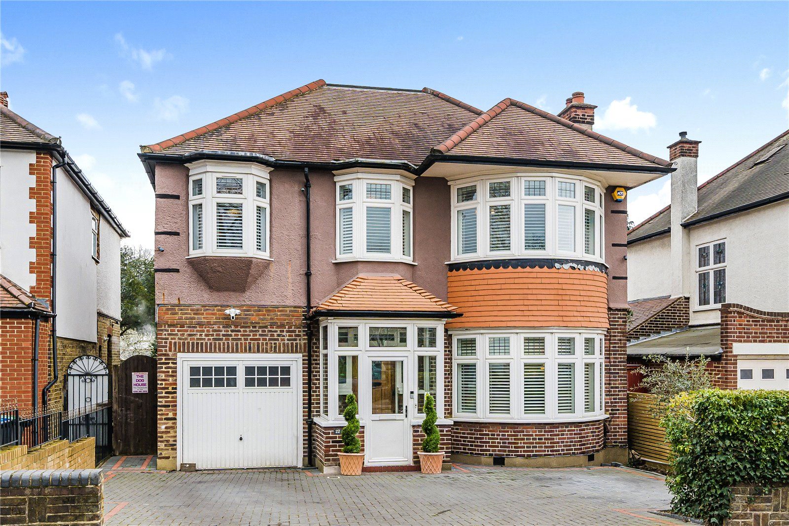4 bed detached house for sale in Ringwood Way, Winchmore Hill, London