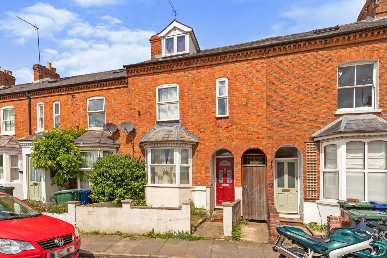 4 bed terraced house for sale in Gibbs Road, Banbury OX16 Zoopla