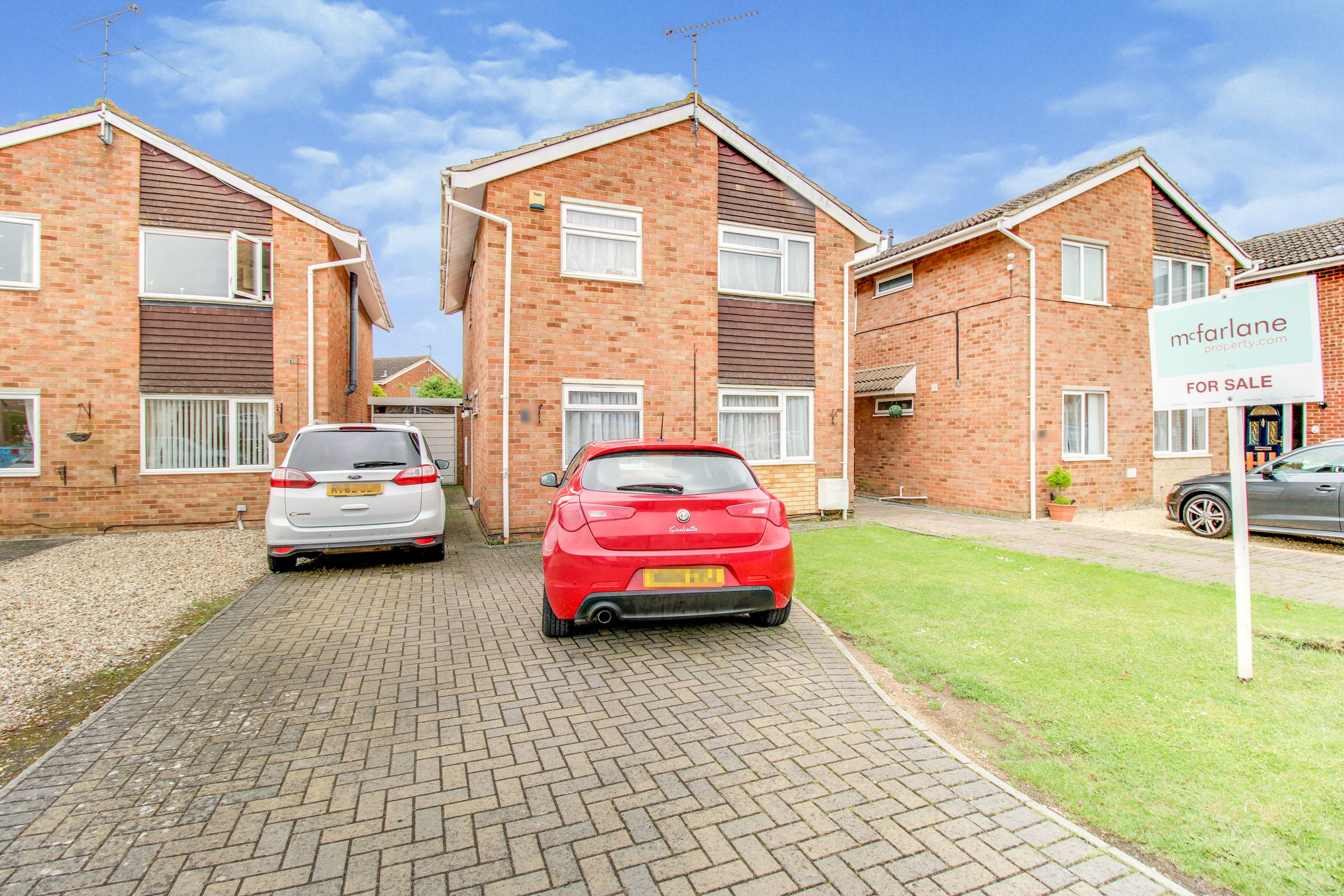 4 bed detached house for sale in Totterdown Close, Covingham, Swindon