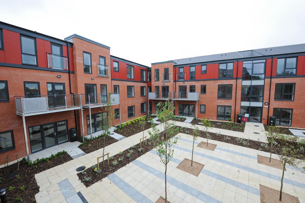 2 bed flat for sale in Ball Haye Road, Leek ST13 Zoopla