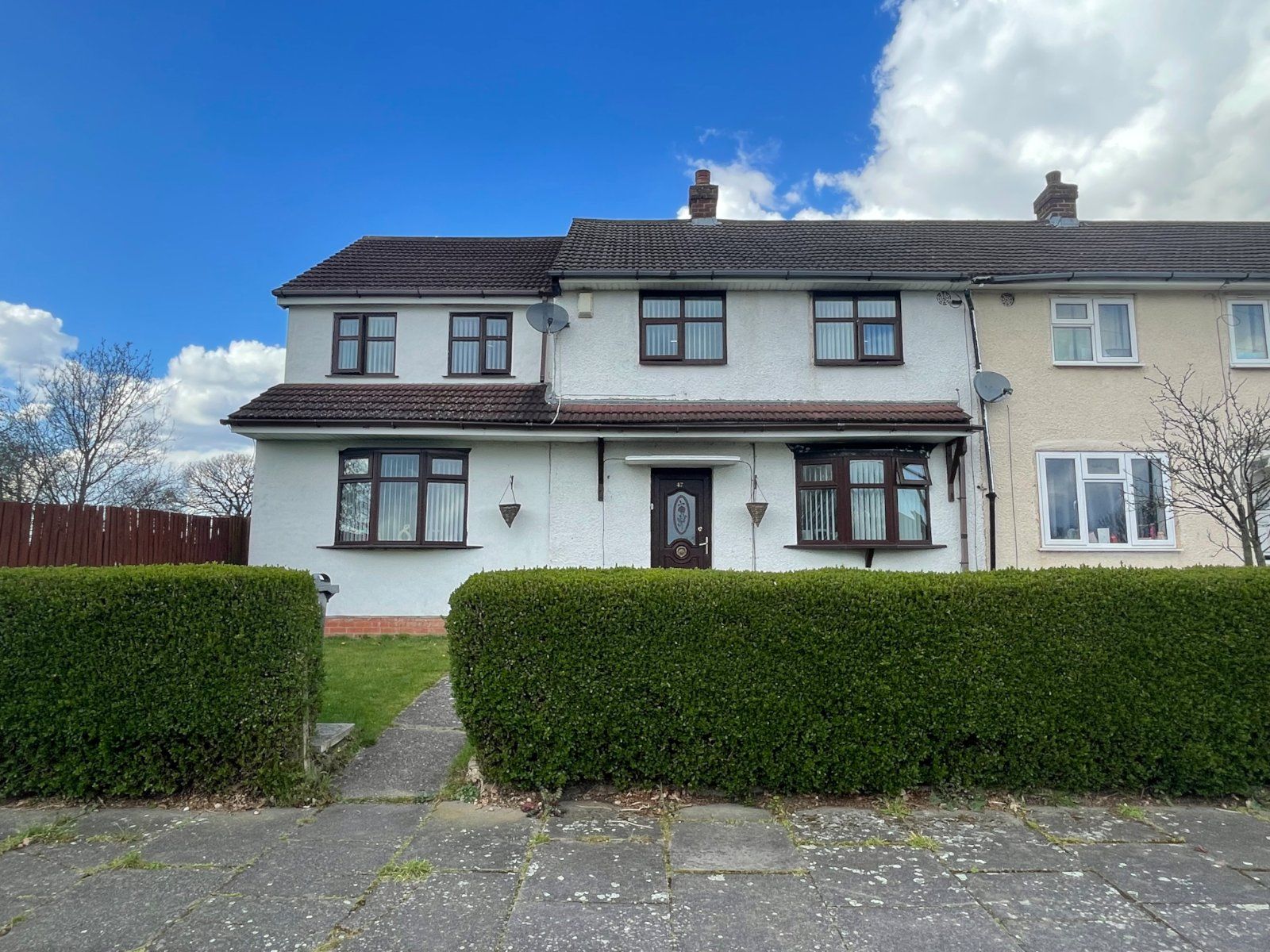 4 bed end terrace house for sale in Priestland Road, Shard End