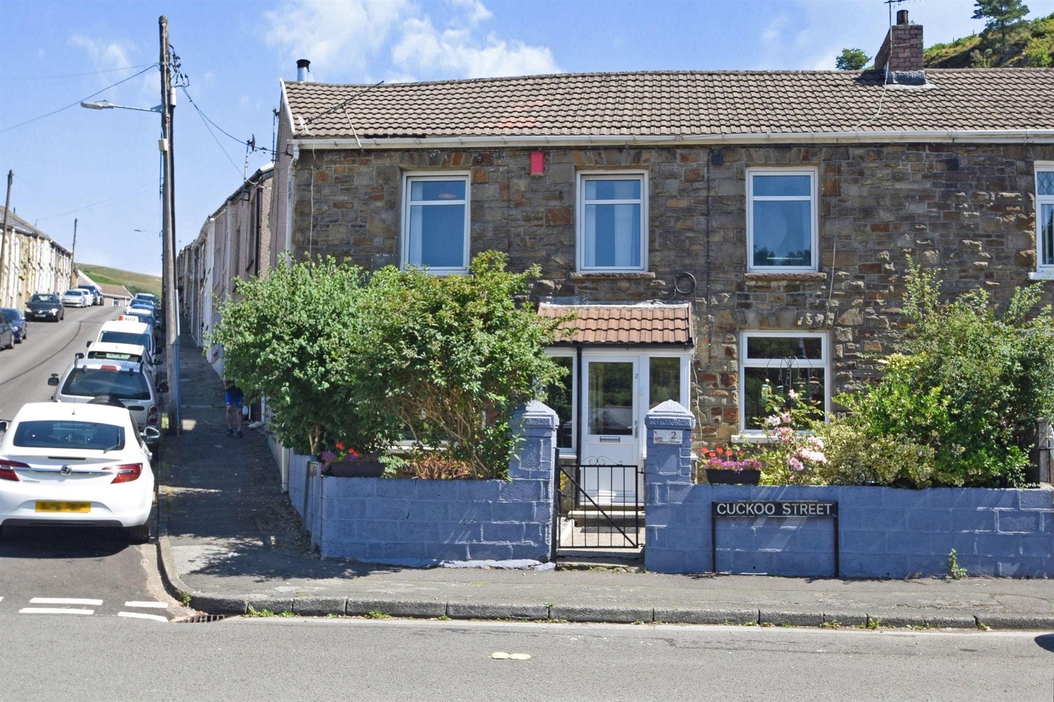 3 bed end terrace house for sale in Cuckoo Street, Pantygog, Bridgend