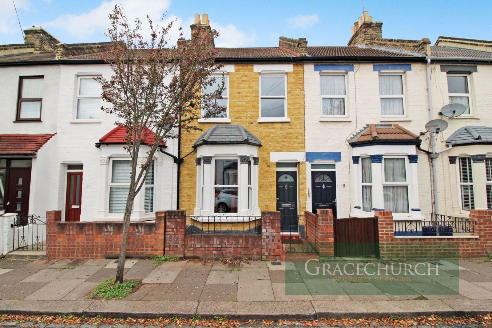 2 bed terraced house for sale in Shrubbery Road, London N9 Zoopla