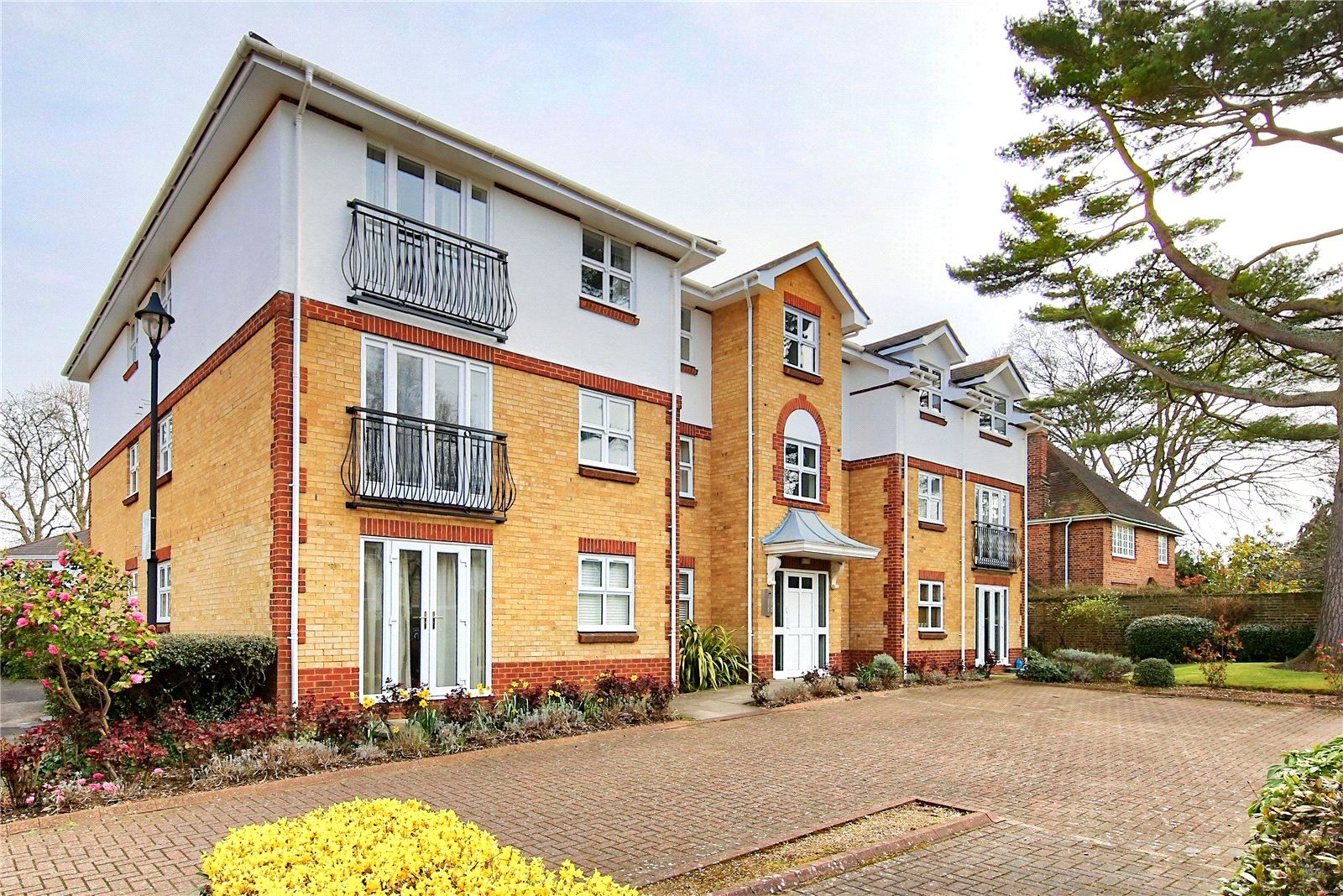 1 bed flat for sale in Rosebank Close, Teddington TW11 Zoopla